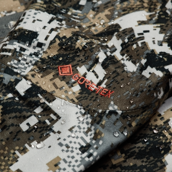Geaca Sitka Downpour, camuflaj Optifade Elevated II Geaca Sitka Downpour, camuflaj Optifade Elevated II